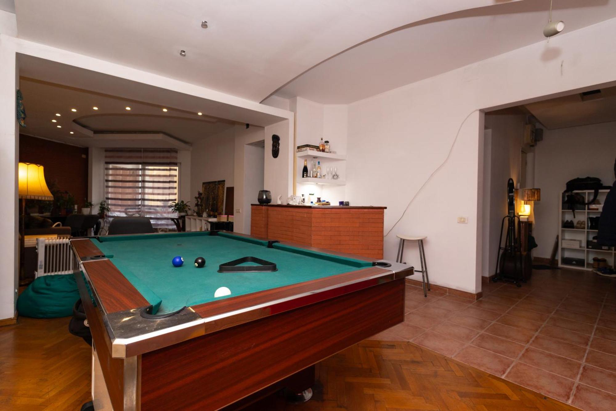 Shared Retro Vintage Luxury Apartment Bukarest Exteriör bild