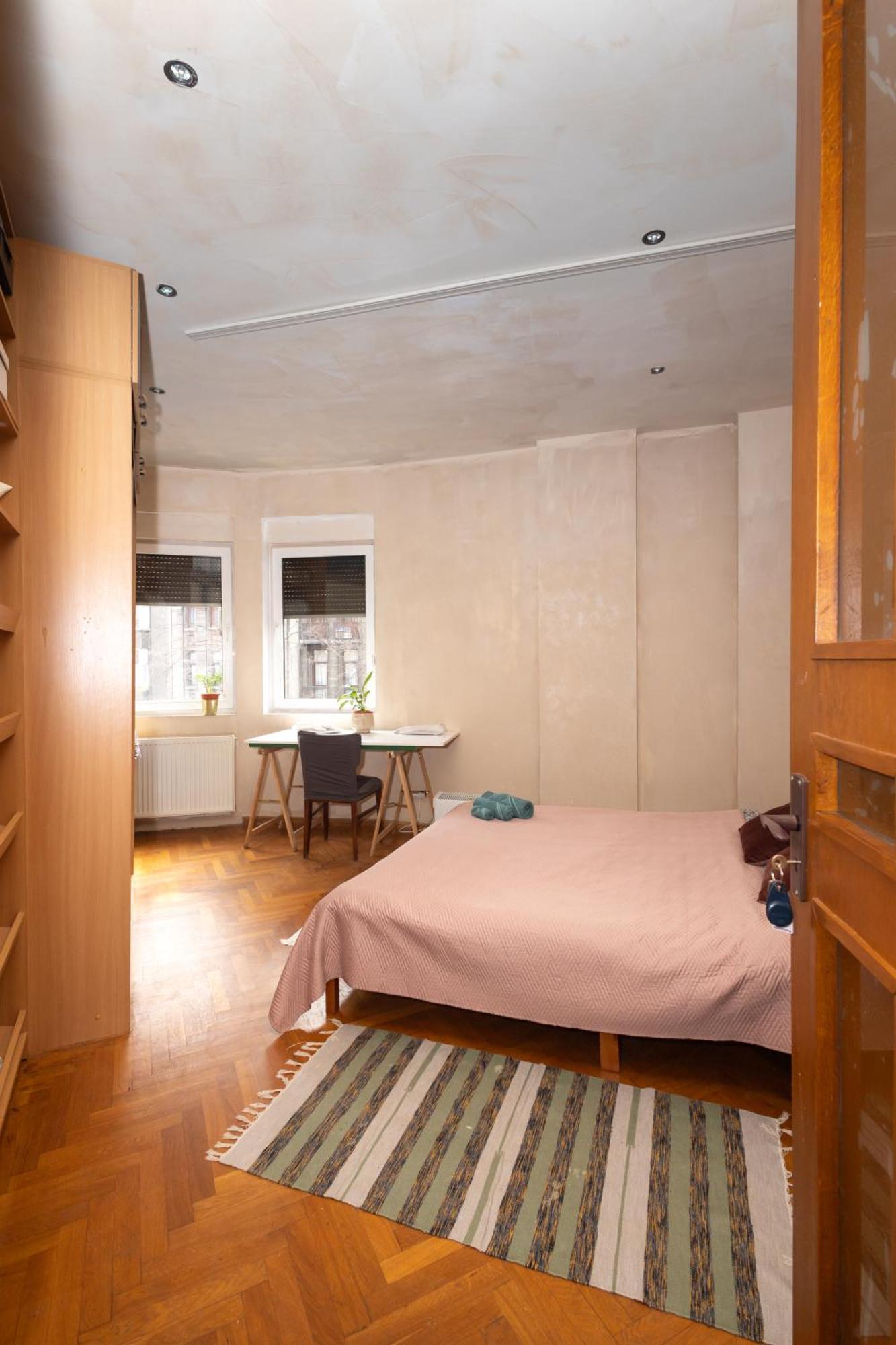 Shared Retro Vintage Luxury Apartment Bukarest Exteriör bild
