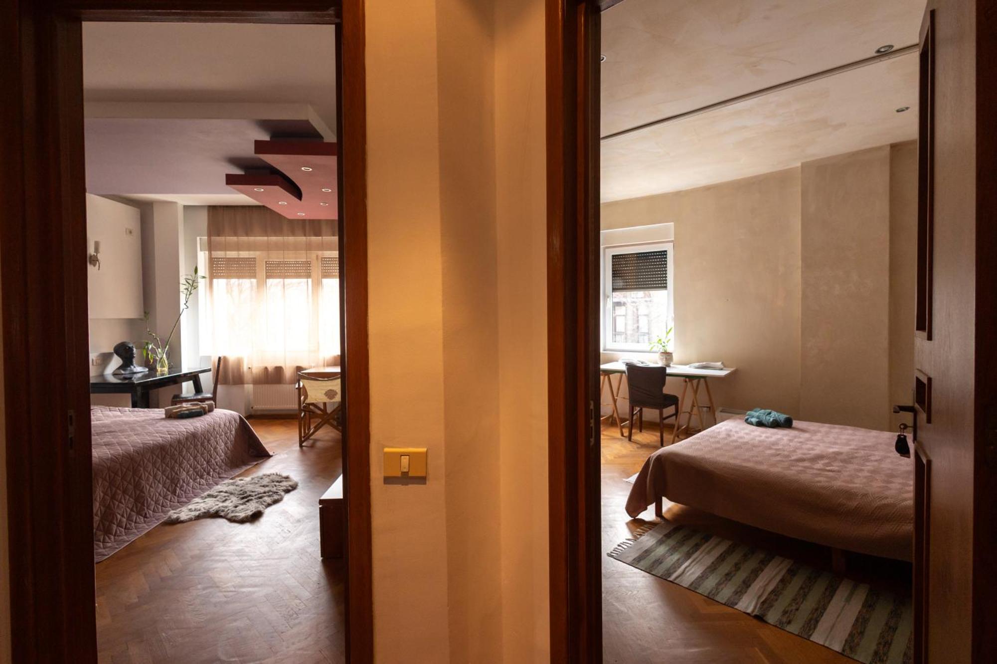 Shared Retro Vintage Luxury Apartment Bukarest Exteriör bild